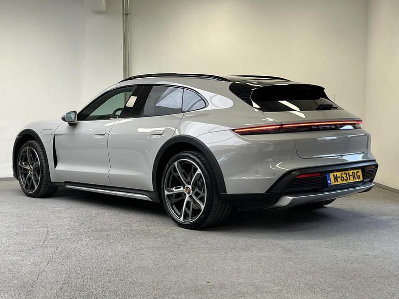 Occasion Porsche Taycan 22 kW (30 PK) 2021 Grijs SUV
