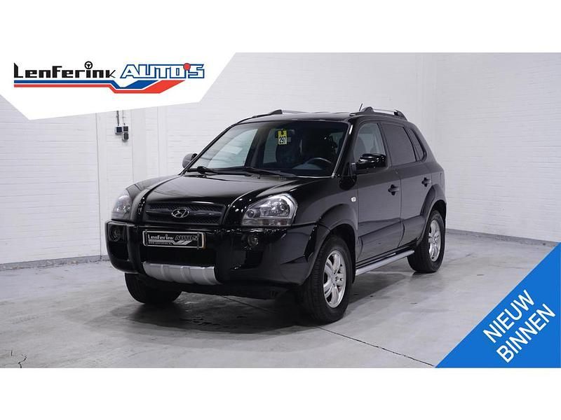 Ebony black (eb) Occasion 2007 Hyundai Tucson Dynamiq SUV | € 2.950 (Eerlijke prijs) - Afbeelding 1/4