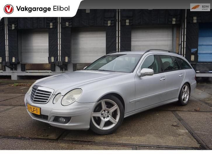 Occasion Mercedes E200 Classic 136 PK (100 kW) 2007 Grijs Stationwagen