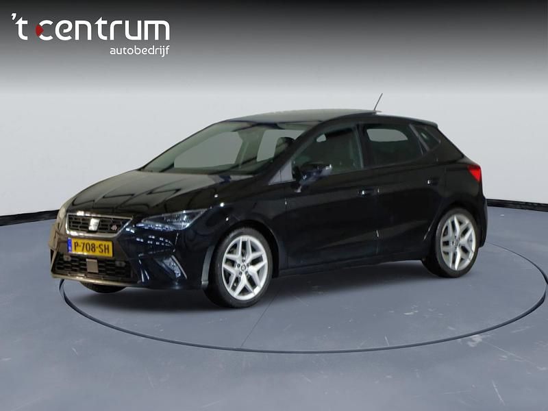 Zwart (metallic) Occasion 2021 Seat Ibiza FR Hatchback | € 19.750 (Eerlijke prijs) - Afbeelding 1/4