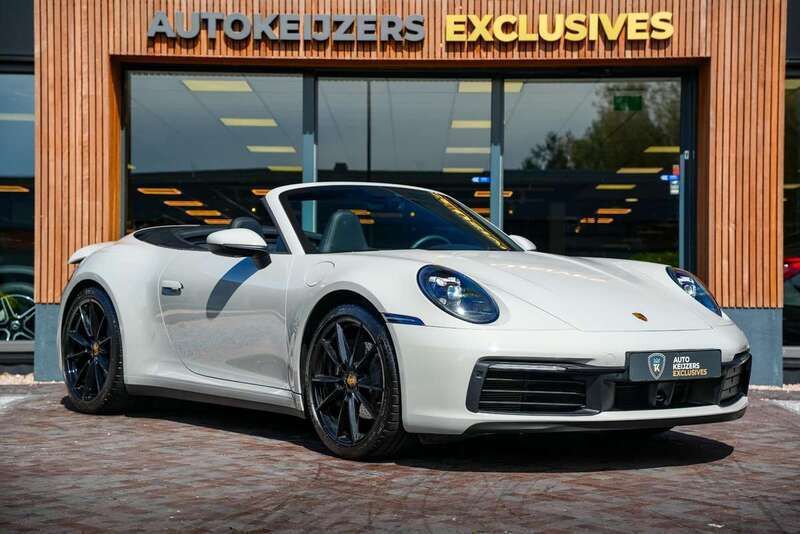 Grijs Gebruikt 2024 Porsche 911 Carrera Cabriolet Cabriolet | € 179.900 (Eerlijke prijs) - Afbeelding 1/4