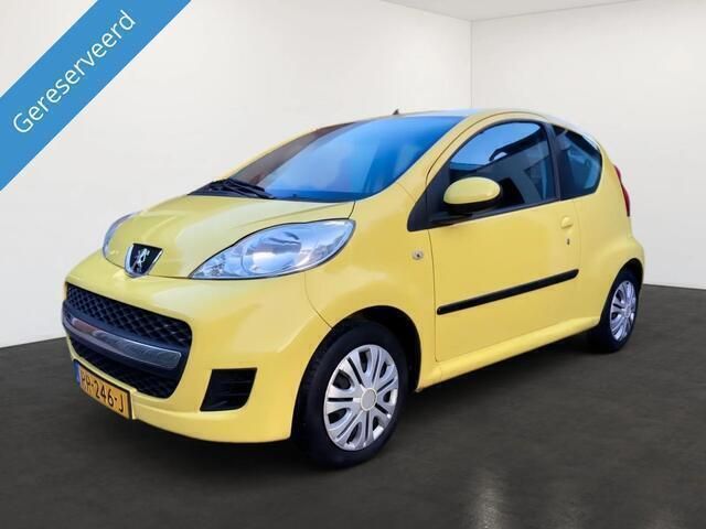 Geel Gebruikt 2010 Peugeot 107 Hatchback | € 3.995 (Eerlijke prijs) - Afbeelding 1/4
