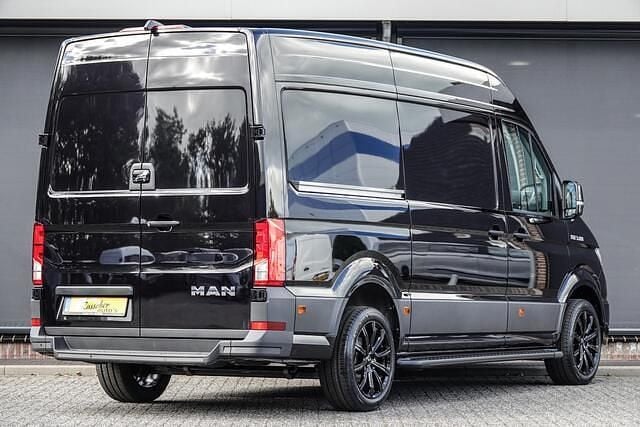 Occasion MAN TGE 177 PK (130 kW) 2024 Zwart (metallic) Van