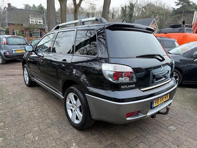 Occasion Mitsubishi Outlander Invite+ 136 PK (100 kW) 2007 Zwart SUV
