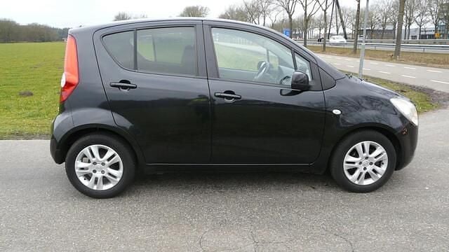 Occasion Opel Agila Edition 94 PK (69 kW) 2011 Zwart (metallic) Hatchback