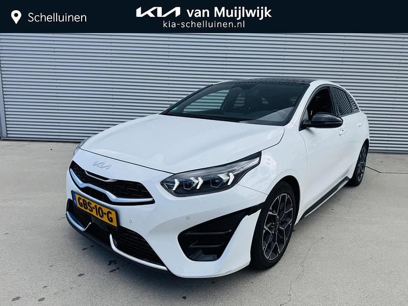 Wit Gebruikt 2024 Kia ProCeed GT-Line Hatchback | € 33.900 (Eerlijke prijs) - Afbeelding 1/4