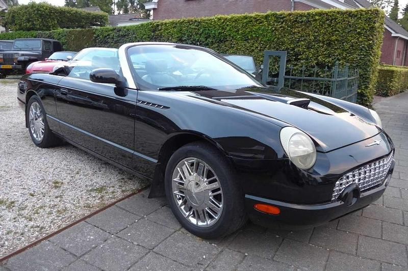 Zwart Gebruikt 2003 Ford Thunderbird Cabriolet | € 11.750 - Afbeelding 1/4
