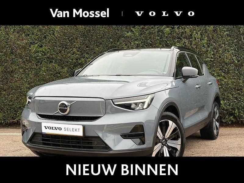 Grijs Occasion 2022 Volvo XC40 Plus SUV | € 33.940 (Iets duurder) - Afbeelding 1/4