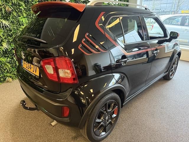 Occasion Suzuki Ignis 90 PK (66 kW) 2018 Zwart (metallic) Hatchback