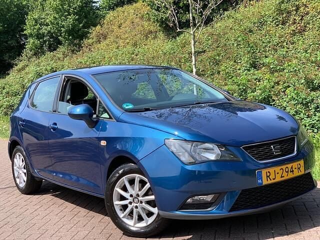 Blauw Gebruikt 2016 Seat Ibiza FR Hatchback | € 7.777 (Eerlijke prijs) - Afbeelding 1/4
