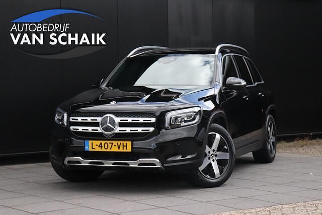 Zwart Occasion 2021 Mercedes GLB200 Advantage SUV | € 35.950 (Goede deal) - Afbeelding 1/4