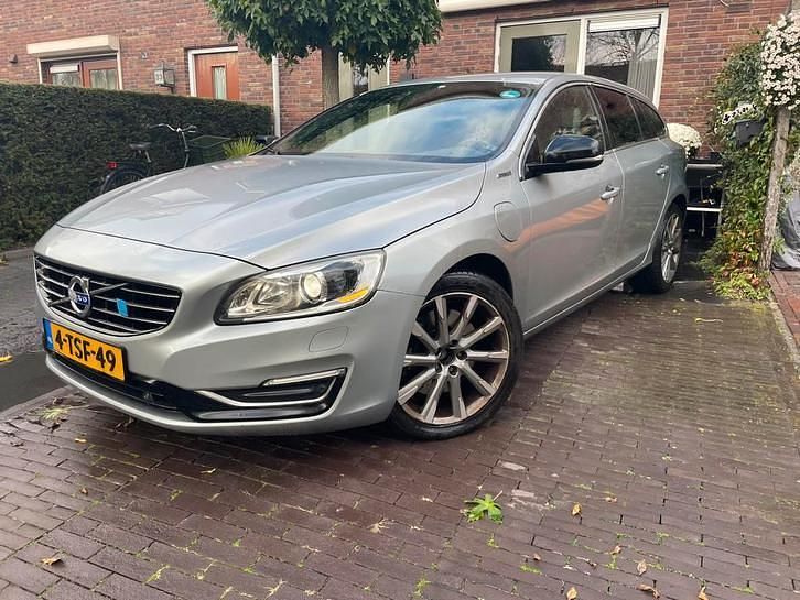 Gebruikt 2014 Volvo V60 Summum Stationwagen | € 5.250 - Afbeelding 1/4