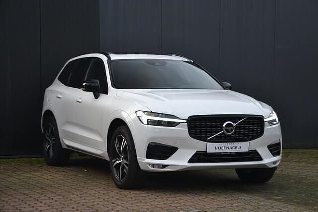 Wit (metallic) Gebruikt 2021 Volvo XC60 R-Design SUV | € 39.950 (Goede deal) - Afbeelding 1/4