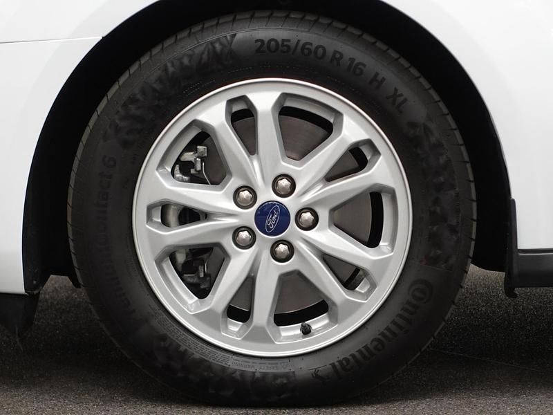 Occasion Ford Transit Trend 101 PK (74 kW) 2024 Wit Van