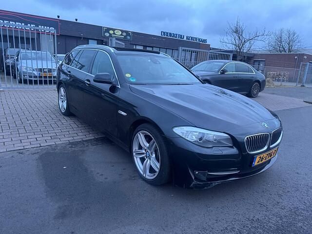 Occasion BMW 530 Executive 259 PK (190 kW) 2011 Zwart Stationwagen