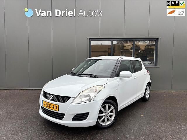 Wit Gebruikt 2013 Suzuki Swift Hatchback | € 4.740 (Eerlijke prijs) - Afbeelding 1/4