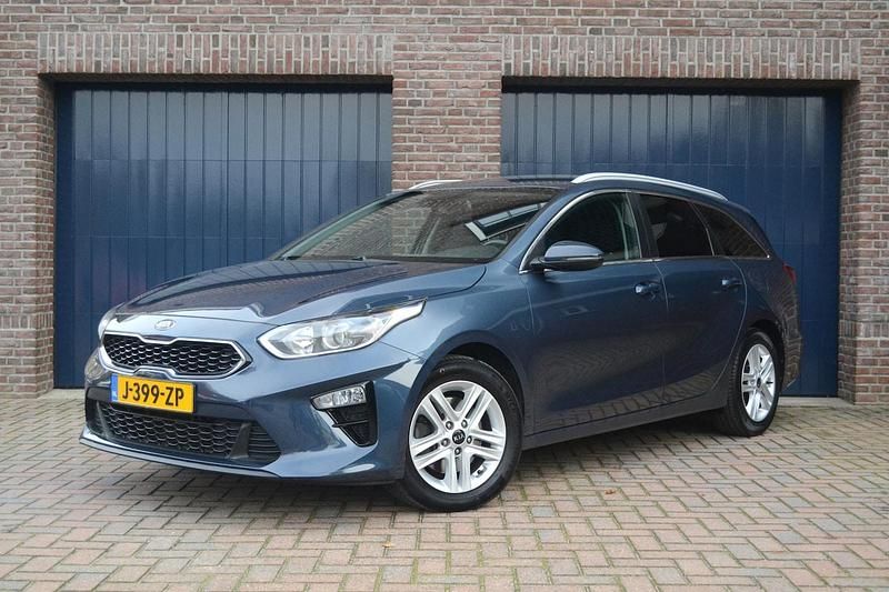 Blauw Gebruikt 2020 Kia Ceed Sportswagon Stationwagen | € 14.450 (Eerlijke prijs) - Afbeelding 1/4