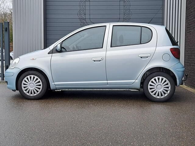 Occasion Toyota Yaris Sol 87 PK (63 kW) 2005 Blauw Hatchback
