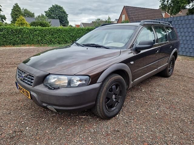 Bruin Gebruikt 2001 Volvo V70 Comfort Stationwagen | € 2.950 (Duur) - Afbeelding 1/4