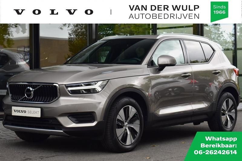 Grijs Gebruikt 2021 Volvo XC40 Momentum SUV | € 34.500 (Goede deal) - Afbeelding 1/4