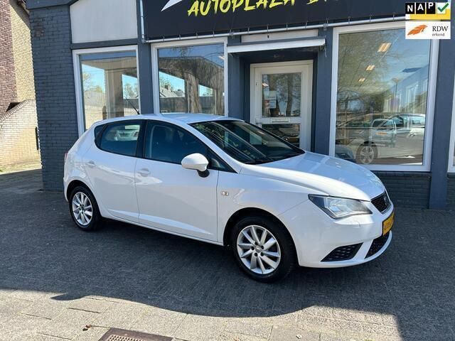 Wit Gebruikt 2013 Seat Ibiza Hatchback | € 7.150 (Eerlijke prijs) - Afbeelding 1/4