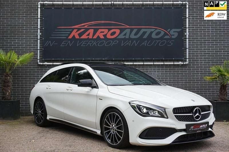 Wit Gebruikt 2017 Mercedes CLA180 AMG Sedan | € 20.950 (Eerlijke prijs) - Afbeelding 1/4