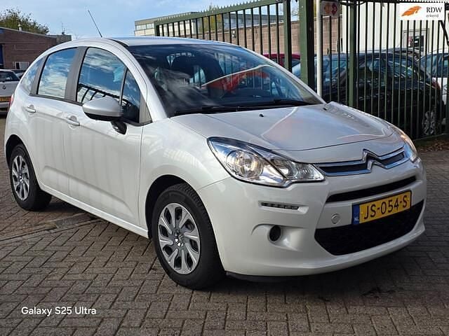 Wit Gebruikt 2016 Citroën C3 PureTech Hatchback | € 5.999 (Goede deal) - Afbeelding 1/4