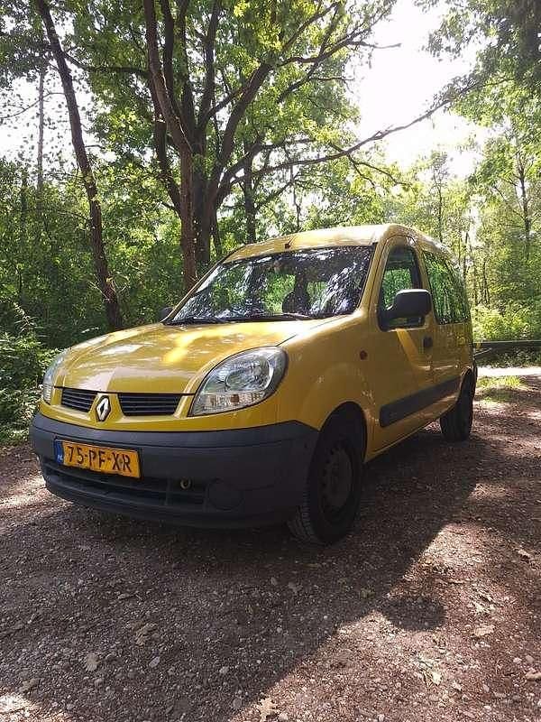 Geel Gebruikt 2004 Renault Kangoo Campus MPV | € 1.750 (Eerlijke prijs) - Afbeelding 1/4