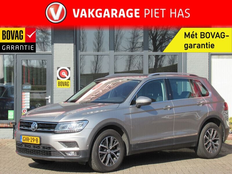 Grijs Gebruikt 2019 VW Tiguan Highline SUV | € 26.900 (Goede deal) - Afbeelding 1/4