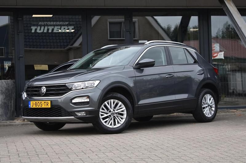 Suv Occasion 2020 VW T-Roc Business SUV | € 17.745 (Eerlijke prijs) - Afbeelding 1/4
