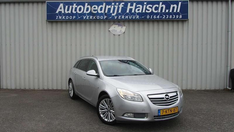 Grijs Gebruikt 2013 Opel Insignia Stationwagen | € 3.950 (Goede deal) - Afbeelding 1/4