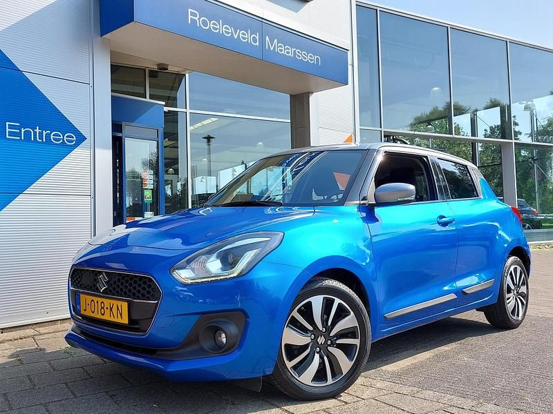 Blauw Gebruikt 2020 Suzuki Swift Hatchback | € 15.950 (Eerlijke prijs) - Afbeelding 1/3
