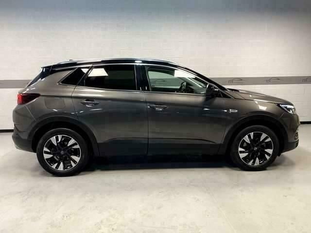 Grijs Occasion 2018 Opel Grandland X SUV | € 15.699 - Afbeelding 1/4