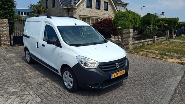 Wit Gebruikt 2014 Dacia Dokker Van | € 8.300 (Duur) - Afbeelding 1/4