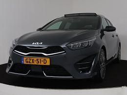 Grijs, metallic lak Gebruikt 2025 Kia Ceed Sportswagon GT-Line Stationwagen | € 35.445 (Eerlijke prijs) - Afbeelding 1/3