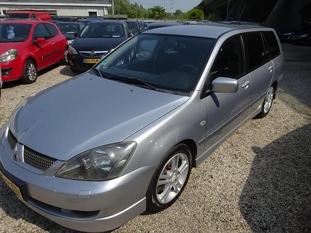 Grijs Gebruikt 2006 Mitsubishi Lancer Intense Stationwagen | € 1.995 (Iets duurder) - Afbeelding 1/4