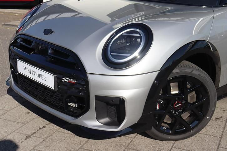 Occasion Mini John Cooper Works 156 PK (114 kW) 2025 Zilver, metallic lak Hatchback
