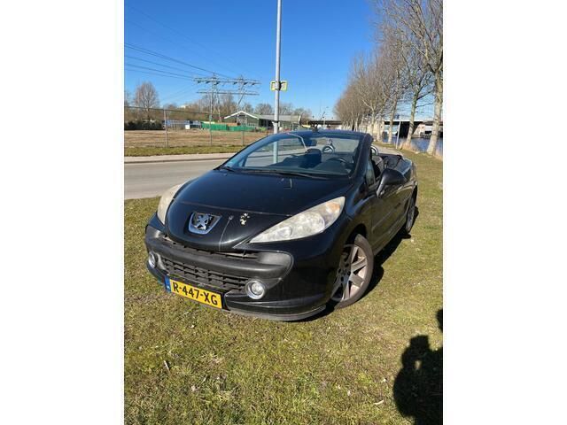 Zwart Gebruikt 2008 Peugeot 207 CC Cabriolet | € 2.999 (Eerlijke prijs) - Afbeelding 1/4