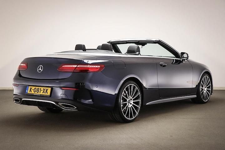 Occasion Mercedes E350 AMG Line Premium Plus 2019 Blauw (metallic) Cabriolet