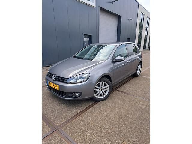 Grijs Gebruikt 2012 VW Golf VII Highline Hatchback | € 7.750 (Goede deal) - Afbeelding 1/4
