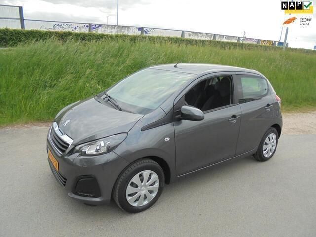 Grijs Gebruikt 2022 Peugeot 108 Active Hatchback | € 10.750 (Eerlijke prijs) - Afbeelding 1/4