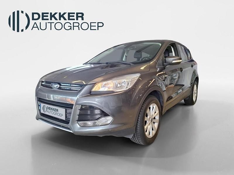 Grijs Gebruikt 2015 Ford Kuga Titanium SUV | € 13.945 (Iets duurder) - Afbeelding 1/4
