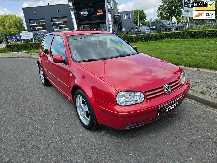 Gebruikt 2002 VW Golf IV | € 1.598 (Eerlijke prijs) - Afbeelding 1/4