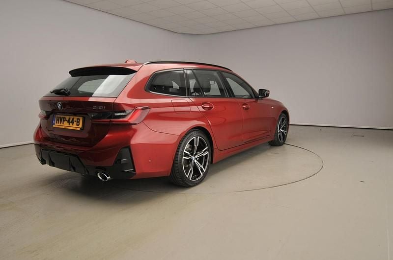 Occasion BMW 318 M Sport 156 PK (114 kW) 2025 Rood Stationwagen