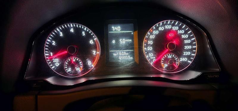 Zilver Gebruikt 2010 VW Golf Plus Cross MPV | € 5.100 - Afbeelding 1/4