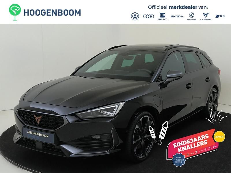 Zwart Gebruikt 2024 Cupra Leon VZ Stationwagen | € 32.950 (Eerlijke prijs) - Afbeelding 1/4