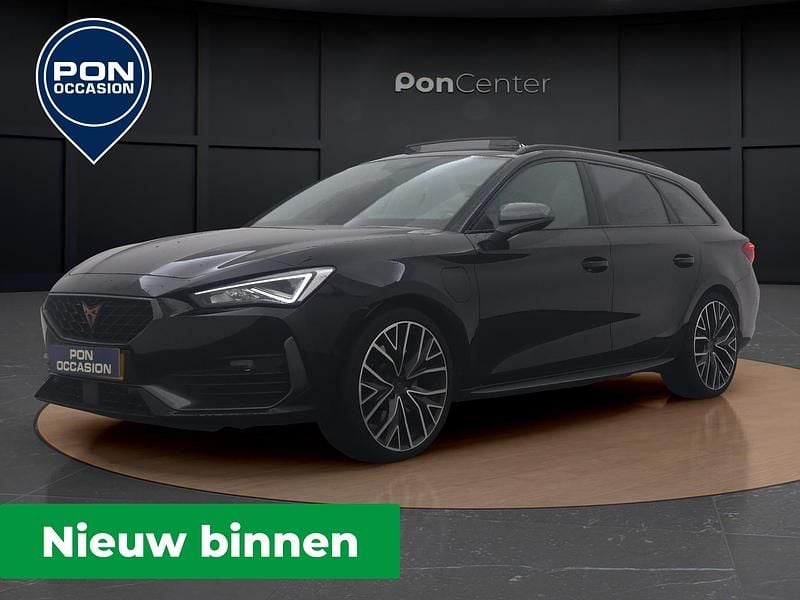 Zwart Gebruikt 2023 Cupra Leon VZ Stationwagen | € 28.950 (Eerlijke prijs) - Afbeelding 1/3