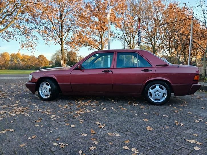 Gebruikt 1992 Mercedes 190 Sedan | € 16.950 - Afbeelding 1/4