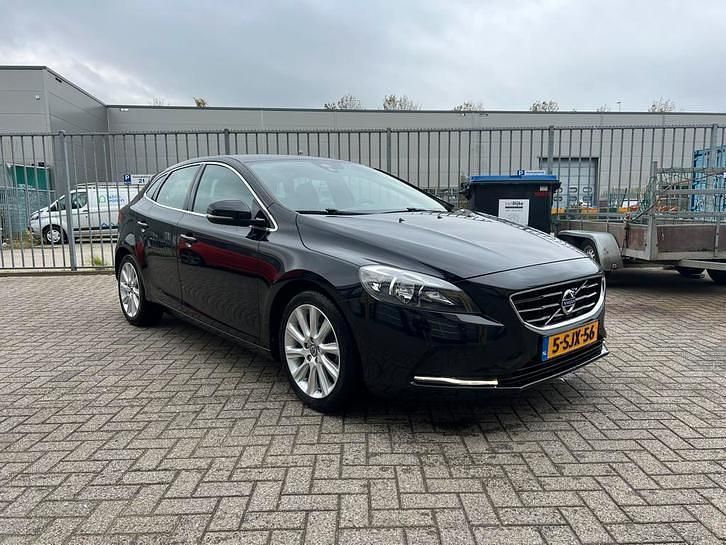 Gebruikt 2013 Volvo V40 | € 11.450 (Eerlijke prijs) - Afbeelding 1/4