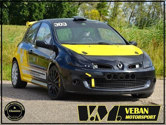 Zwart Gebruikt 2006 Renault Clio R.S. R.S. Hatchback | € 7.950 (Eerlijke prijs) - Afbeelding 1/4